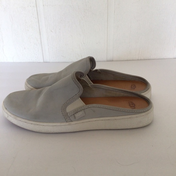 UGG GENE SLIP ON BACKLESS LEATHER MULE SNEAKERS FLATS WOMEN'S 10 LIGHT GREY - Picture 3 of 12